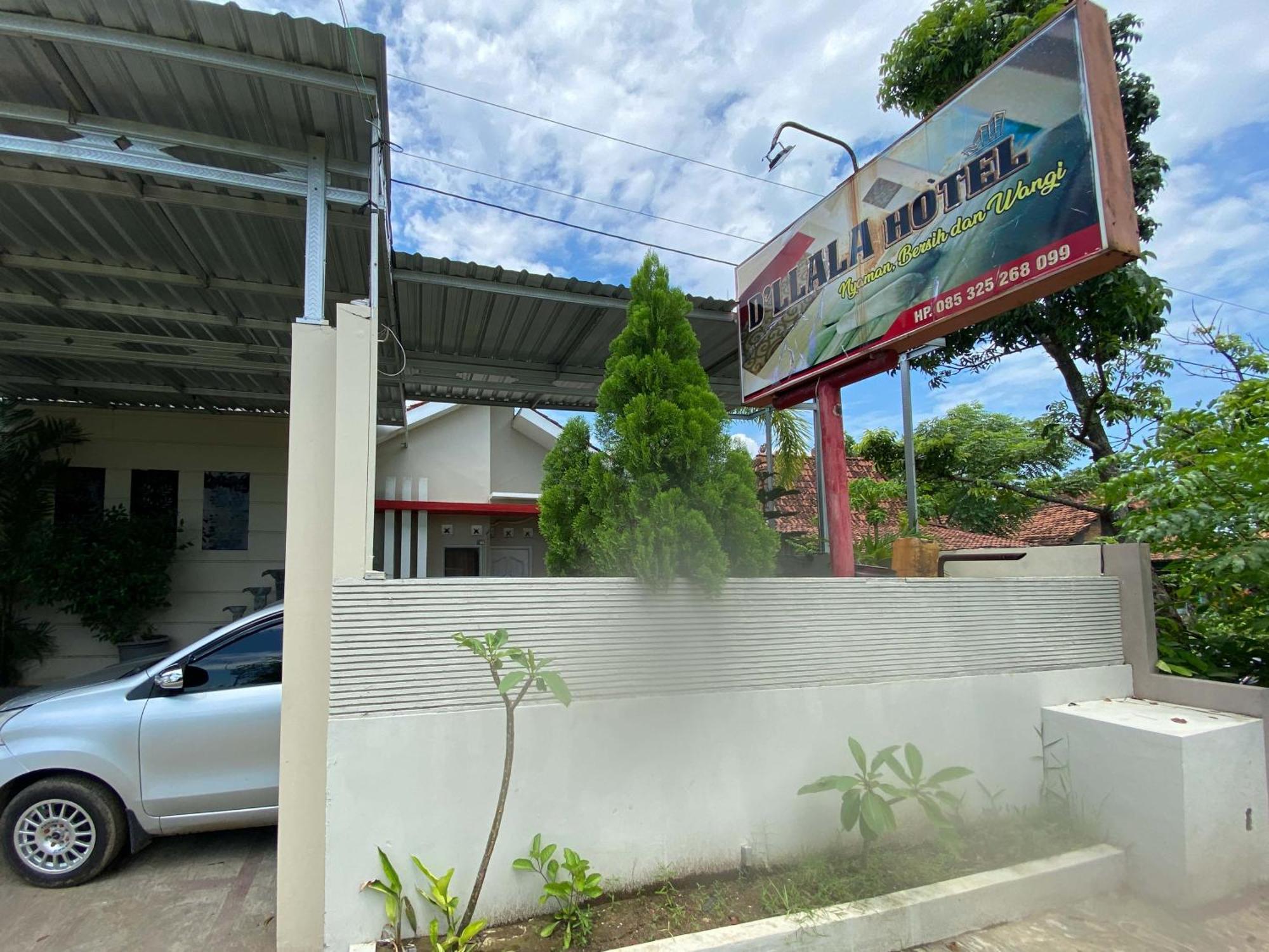 Reddoorz Near Pantai Idola Banyutowo Hotel D'Llala Pati Kültér fotó